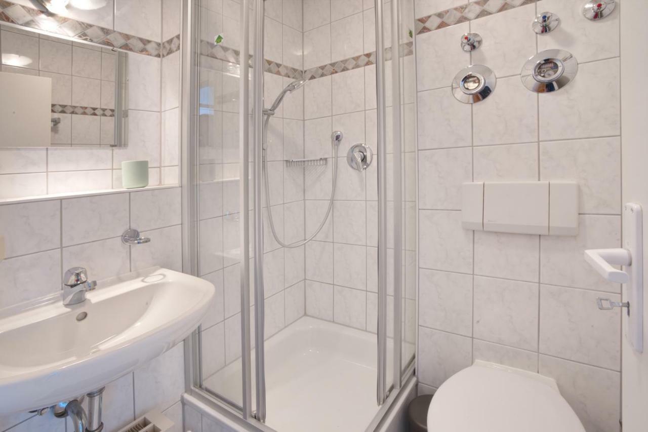 Zum Hirschbrau Apartamento Sonthofen Exterior foto